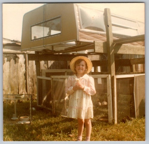 Vtg color snapshot little girl - color,