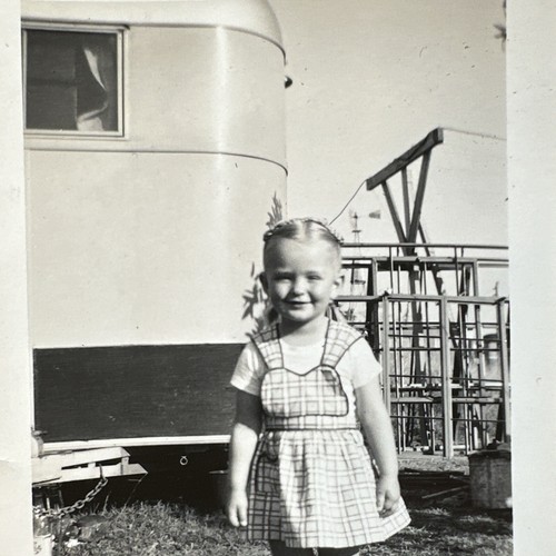 Vintage photo 1948 little girl - 1948,